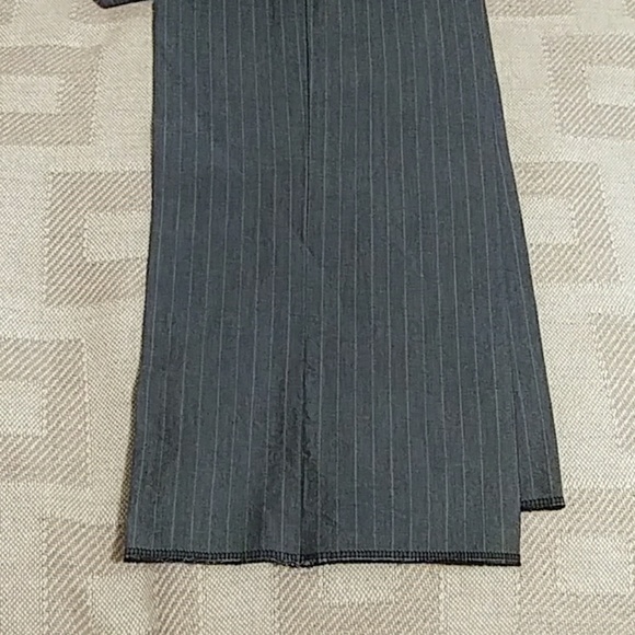 🆕Hugo Boss Sz 34R Men's Pinstripe tailored slacks - Picture 3 of 5